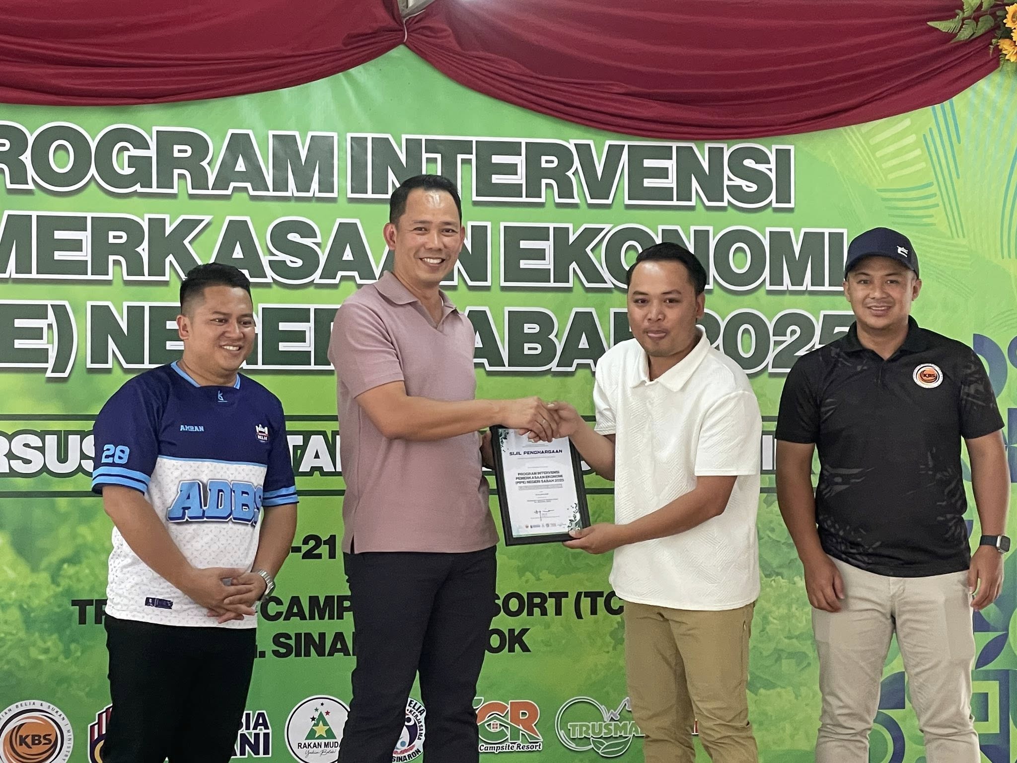 BELIA KENINGAU DAPAT MANFAAT PROGRAM INTERVENSI PEMERKASAAN EKONOMI (PIPE)